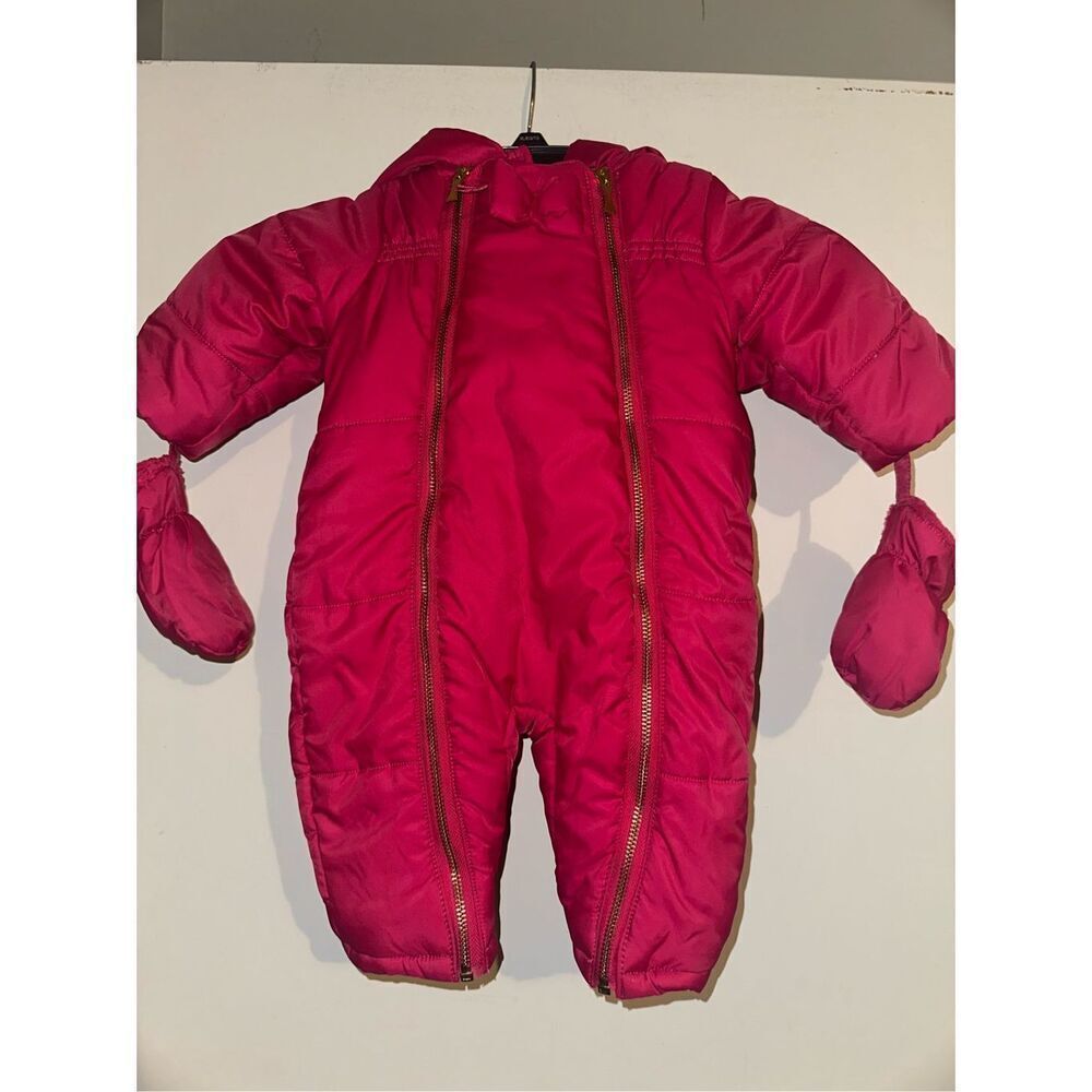 Kate Spade New York Baby Girl 6 Month Hot Pink Barbie pink Snow Suit Mittens Gol